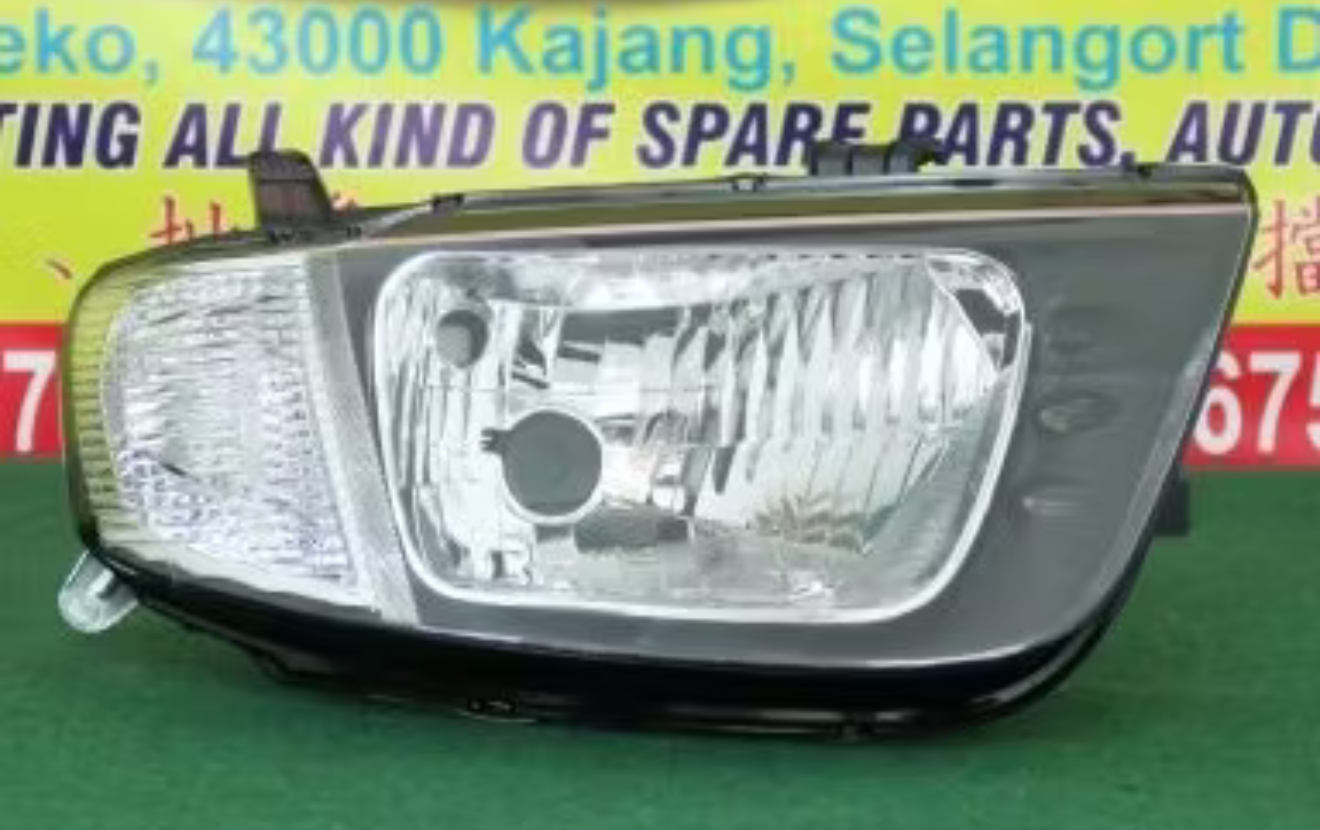MITSUBISHI TRITON LITE 2007-2010 L200 4X2 HEAD LAMP RH/LAMPU BES